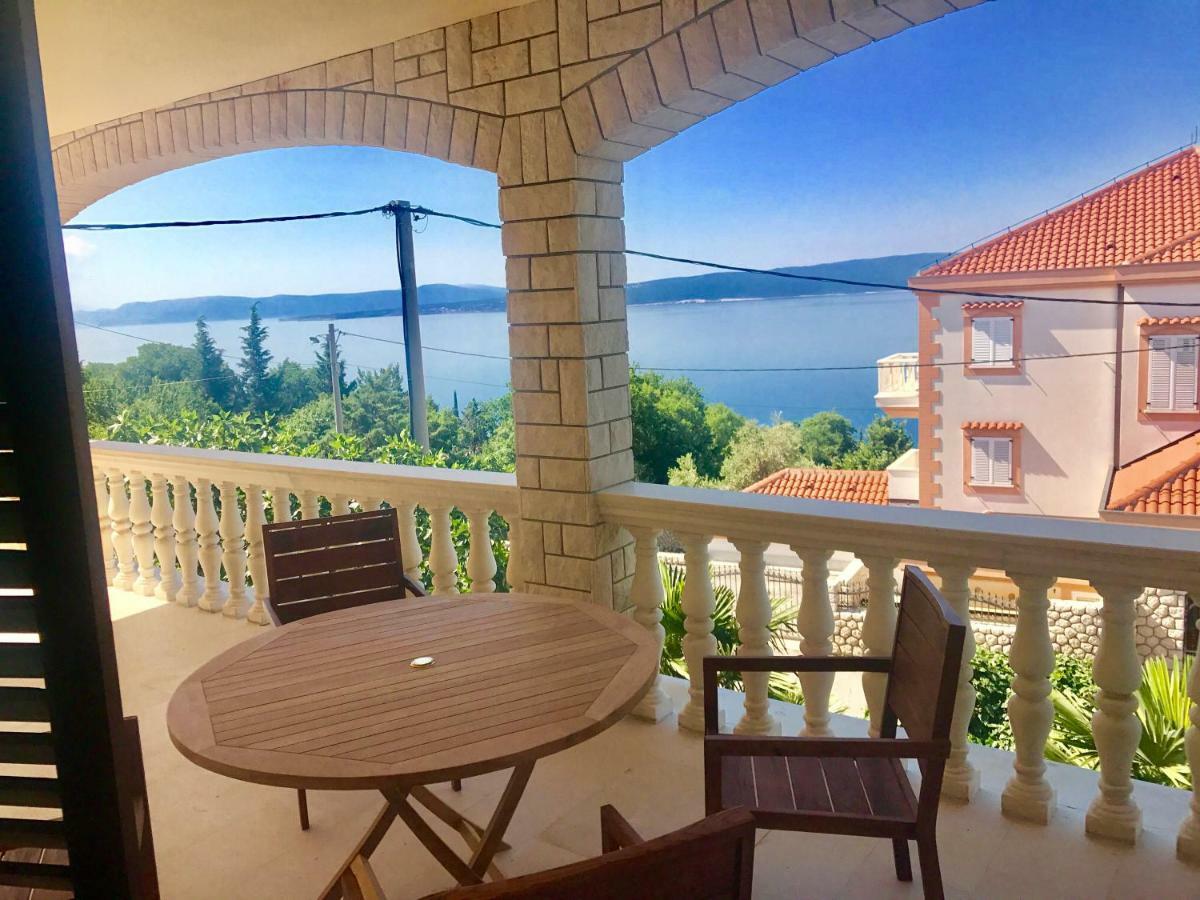 Appartamento Lux Dodo Dramalj Esterno foto